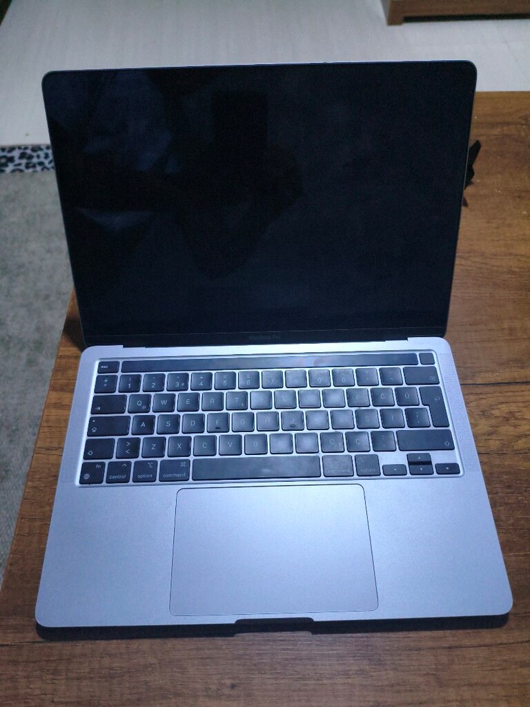 MacBook pro M2 13,3 inç (2560x1600) 512gb - 4