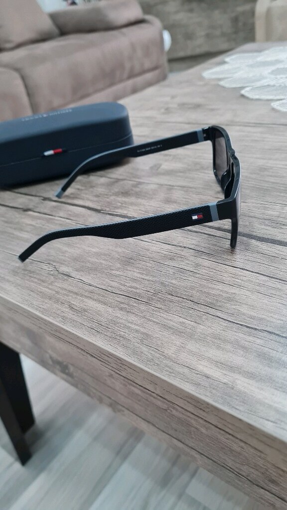 Tommy hilfiger güneş gözlüğü - 3