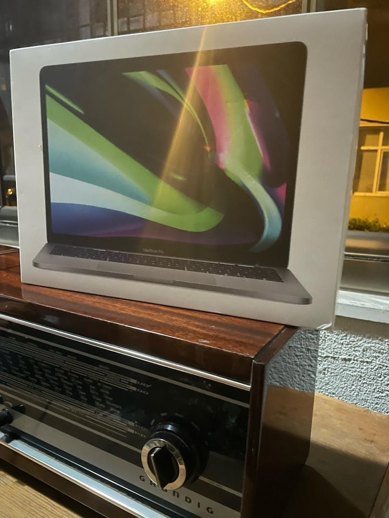 MacBook Pro kutusu - 3