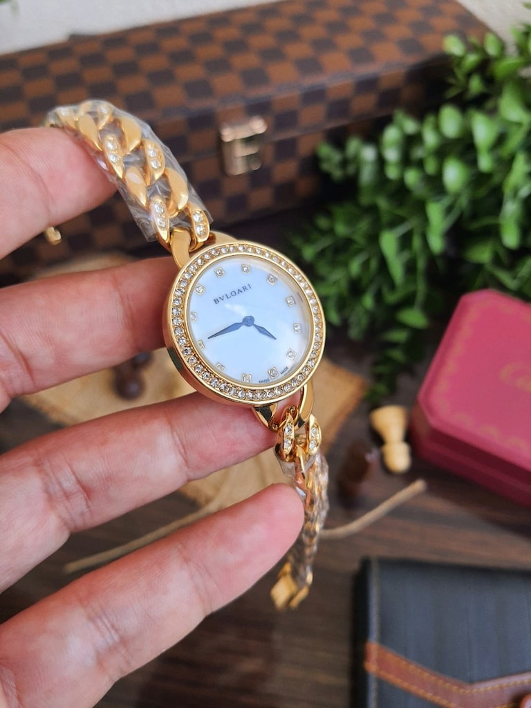 Bvlgari mükemmel zarif kadın saati - 2