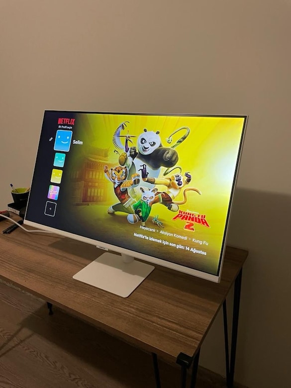Samsung m5 smart monitor 32 ınch kumandalı - 4