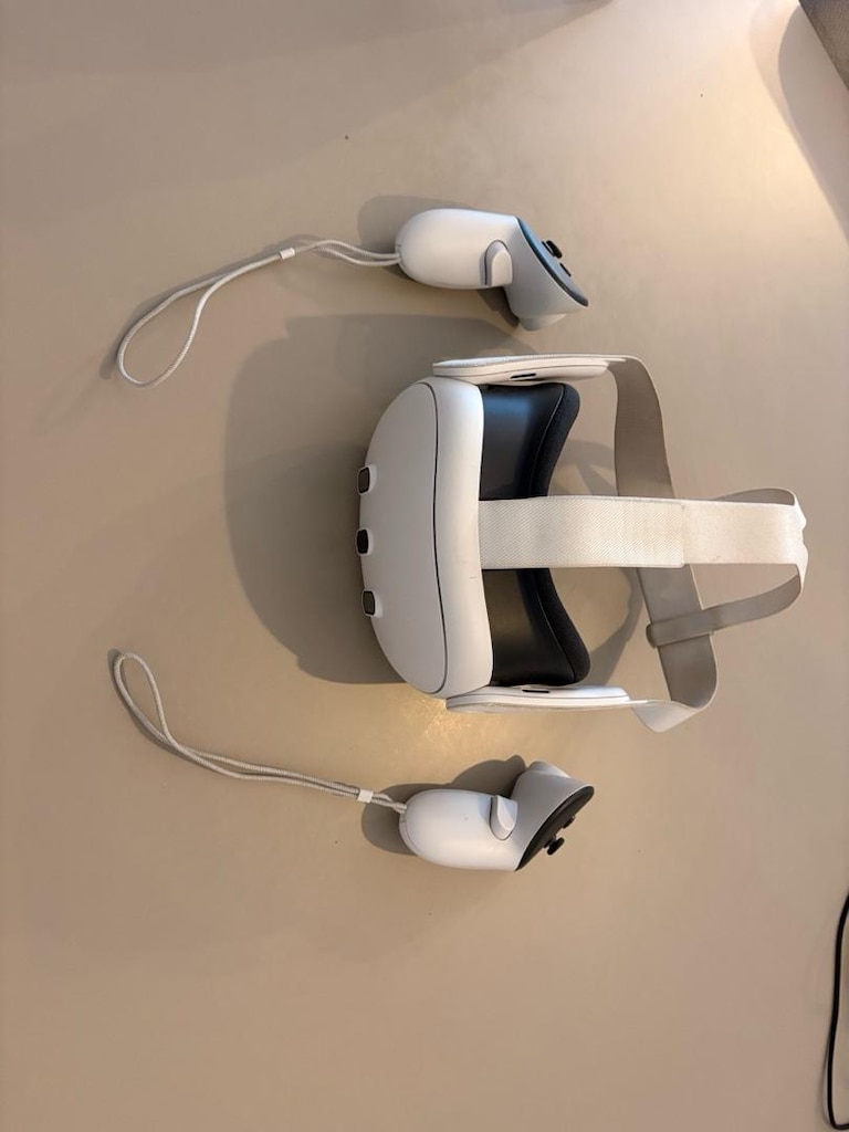 Meta Quest 3 512 GB VR Gözlük – Temiz, Çiziksiz, Acil Satılık - 2