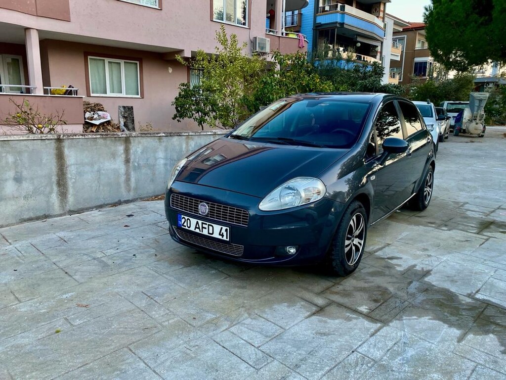 2010 FİAT G.PUNTO DYNAMİC FULL EMSALSİZ - 2