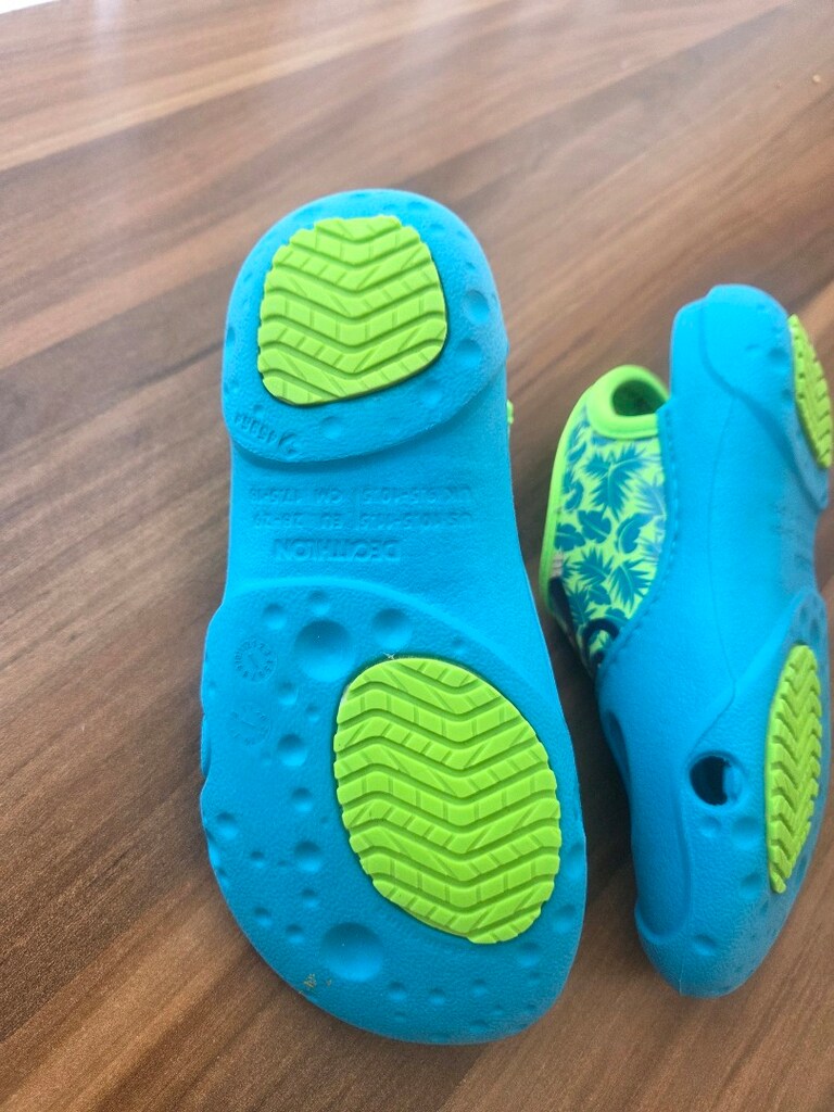 Decathlon Çocuk Havuz Sandaleti - 4