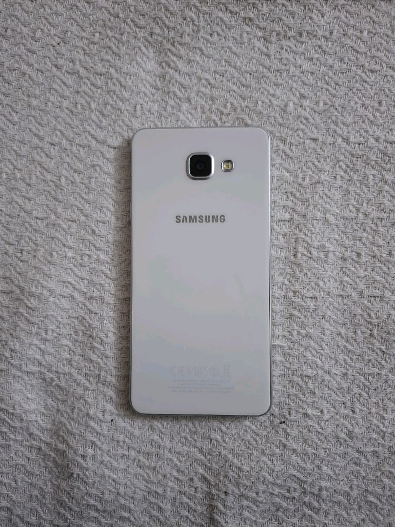 Samsung A7 2016 - 6