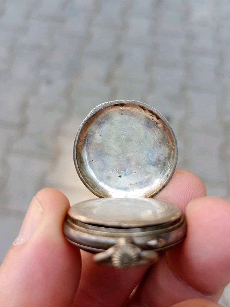 1890 -1910 yılları arası üretim gümüş zenne cep saati - 7