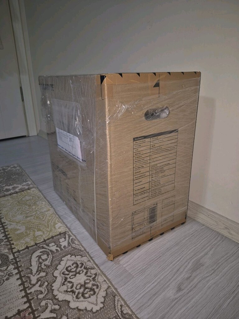 Gigabyte C201 Panoramic Akvaryum Boş Kasa Sıfır - 5