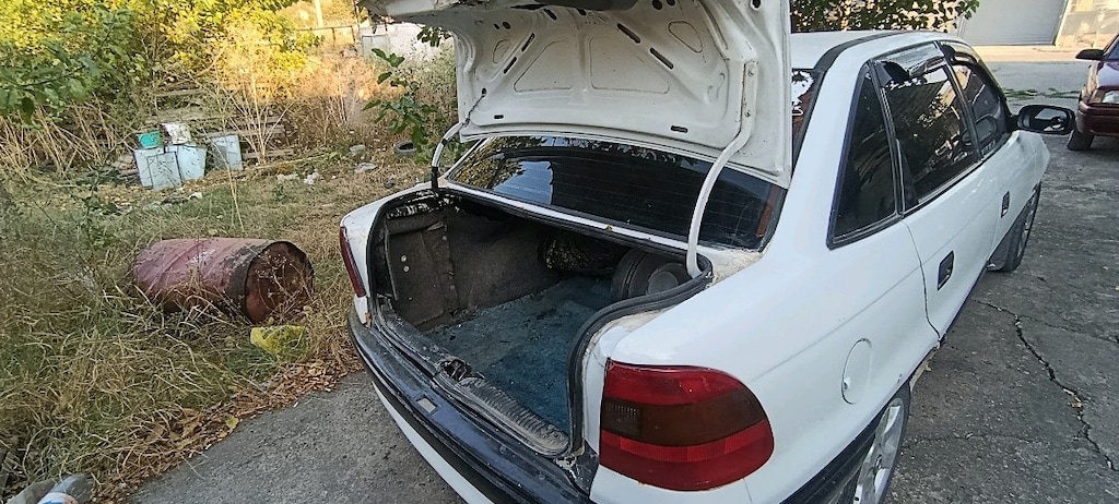 93 model 1.4 82 beygir enjeksiyonlu Opel Astra f - 11