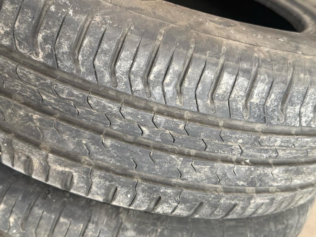 Continental Marka 185 / 65 / 15 Ebatında Takım Lastik - 10