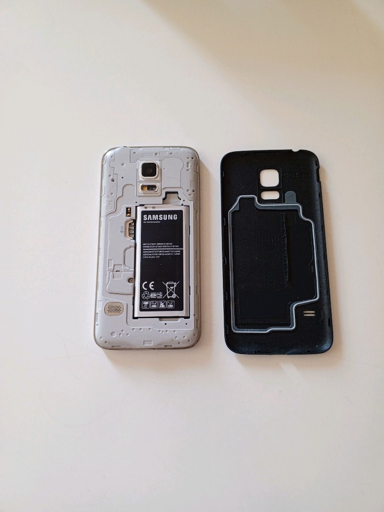 Samsung Galaxy S5 Mini (SM-G800HQ) - 5