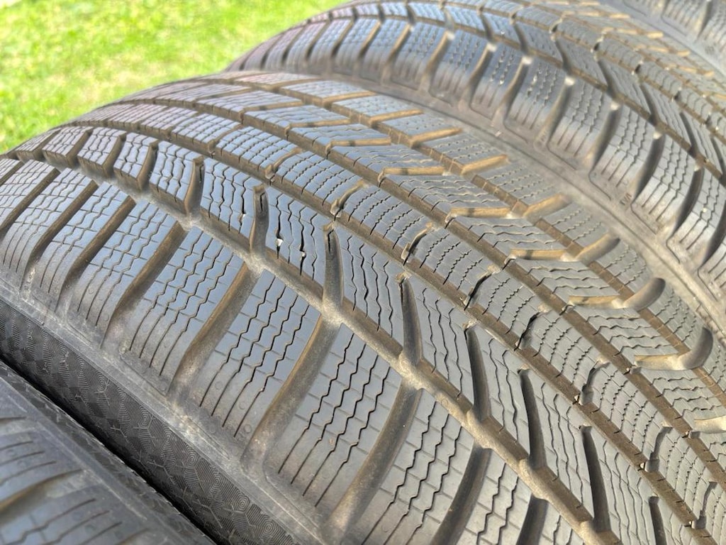 SIFIR GİBİ 4 ADET 235.50 R 19 CONTİNENTAL Ts-870 P KIŞLIK TAKIM 2024 - 5
