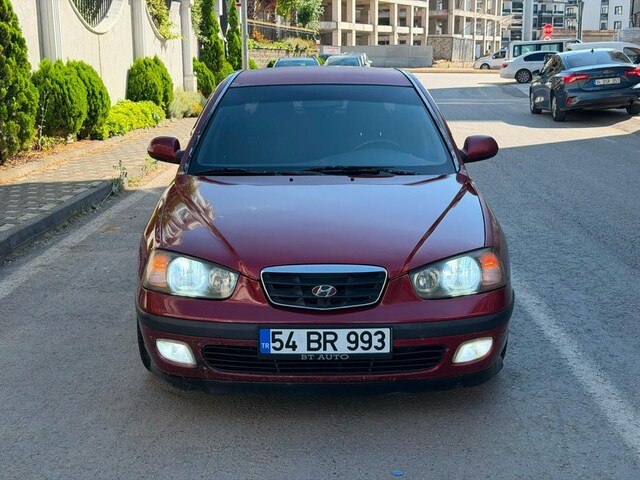 Hyundai ELANTRA