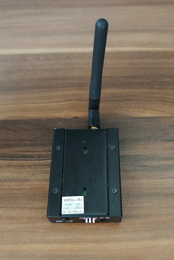 24 Mini-RX 2.4GHz 3Ch Wireless A/V Receiver - 2