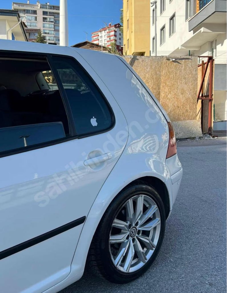 Beyaz Araba - 7