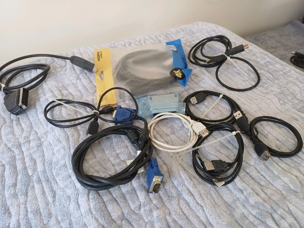 HDMİ.VGA.USB 10 adet Farklı Kablolar - 3