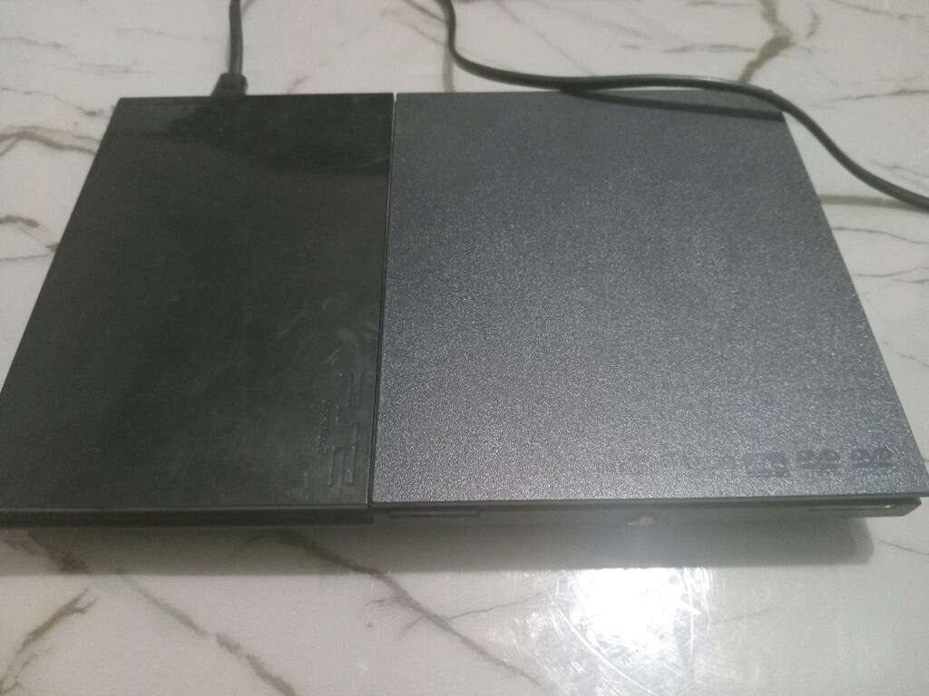 PlayStation 2 - 4