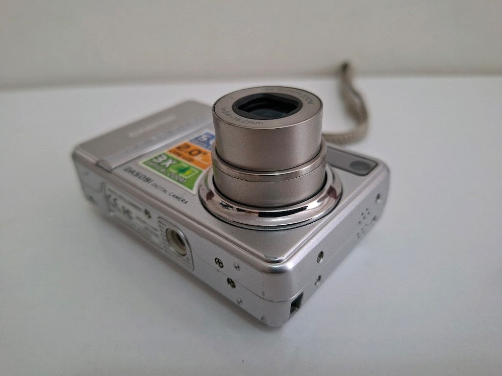 Casper DA-5091Dijital Fotoğraf Makinesi 5.0 Megapiksel 3x Zoom Gümüş - 3