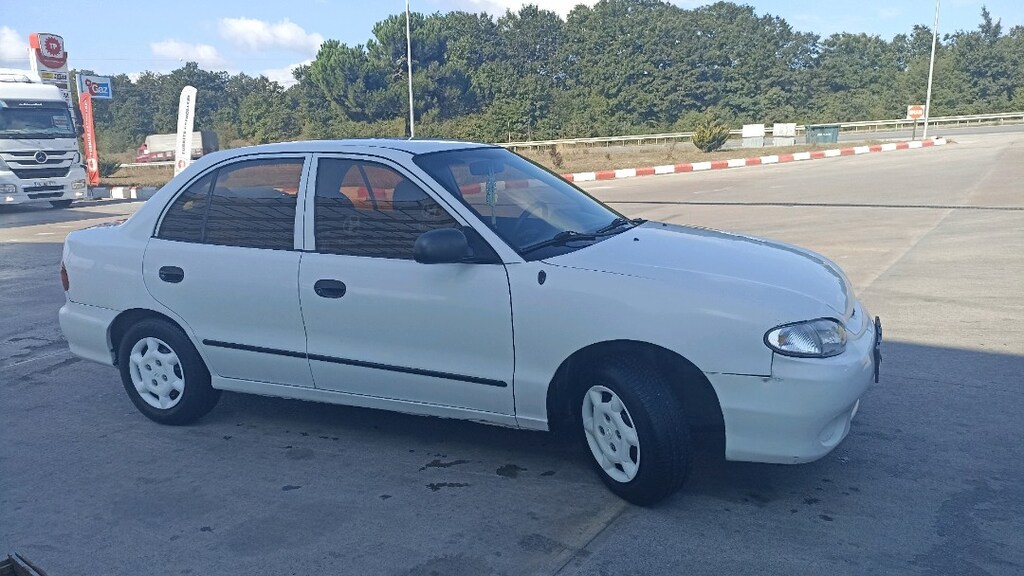 98 Hyundai Accent - 2