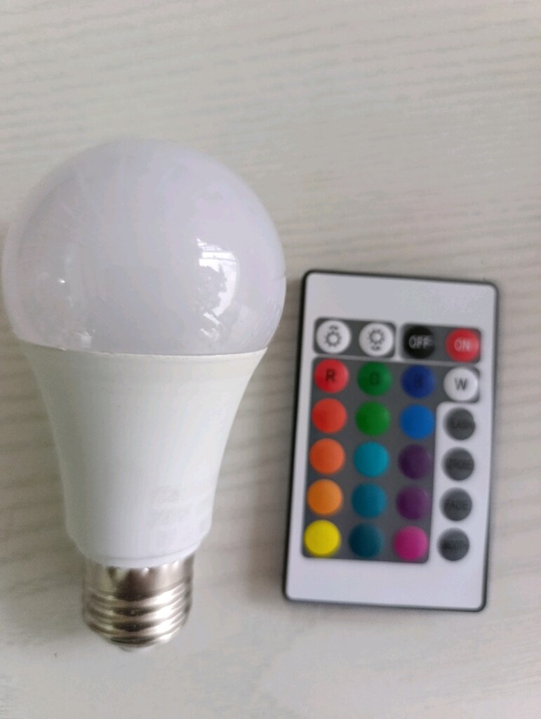 RGB LED kumanda lı ampul - 4