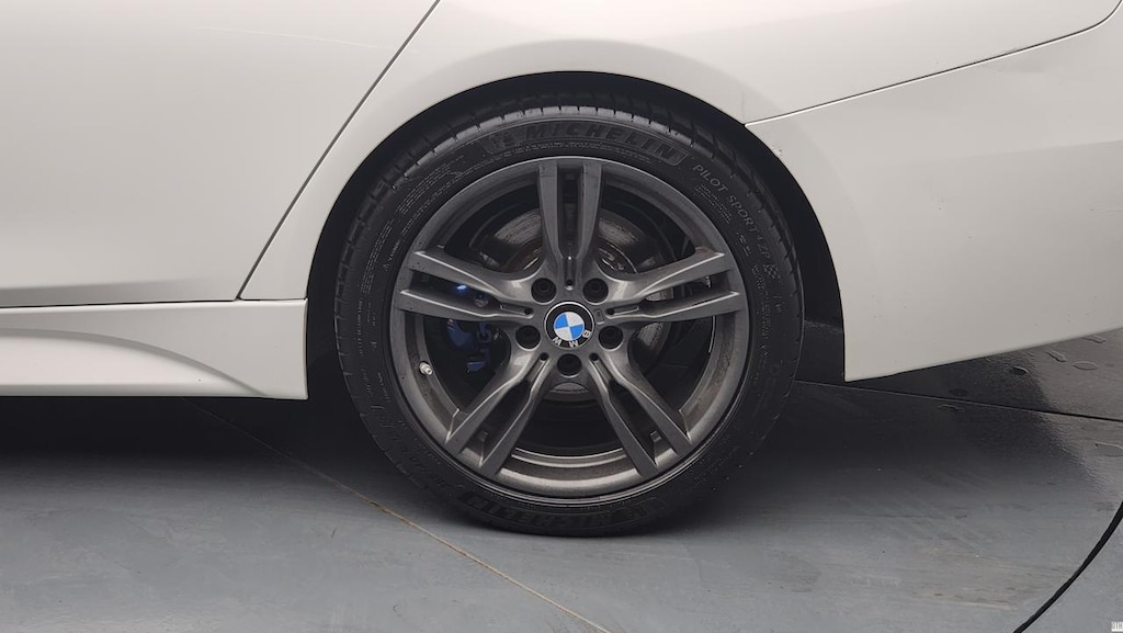 BMW 318i SEDAN 1.5 136 EDITION M SPORT - 18