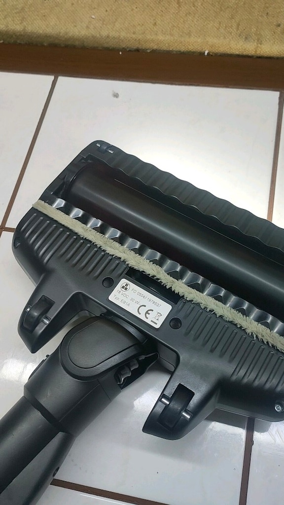 Bosch Unlimited Serie 6 7 veya 8 DynamicPower Brush LED aydınlatmalı - 12