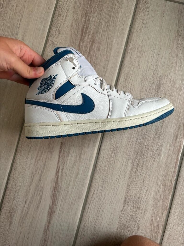 Air Jordan 1 mid ayakkabı - 2