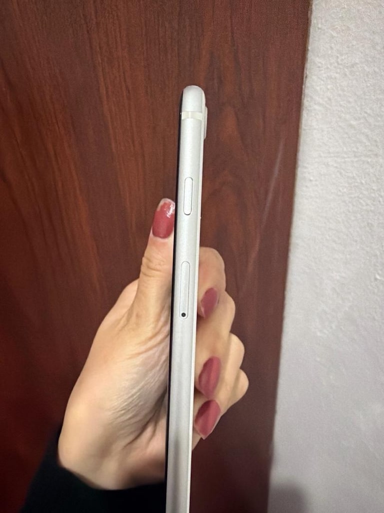iPhone SE 2. Nesil 64 GB – Anakart Arızalı / Parça Niyetine - 5