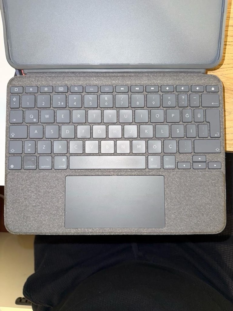 Logitech Combo Touch iPad Air 11 inç uyum Kılıf Klavye -Sıfır Ayarında - 3