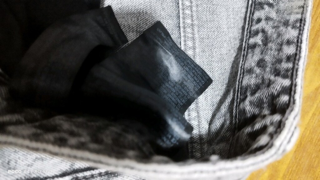 #Zara şık jeans pantolon..Mağazasında çok pahalıdır.Eni çekilince 41 - 6