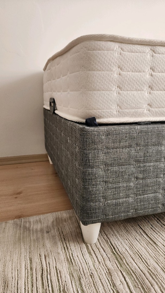 Tek Kişilik Yatak + Baza + Başlık Takımı Satılık - 3