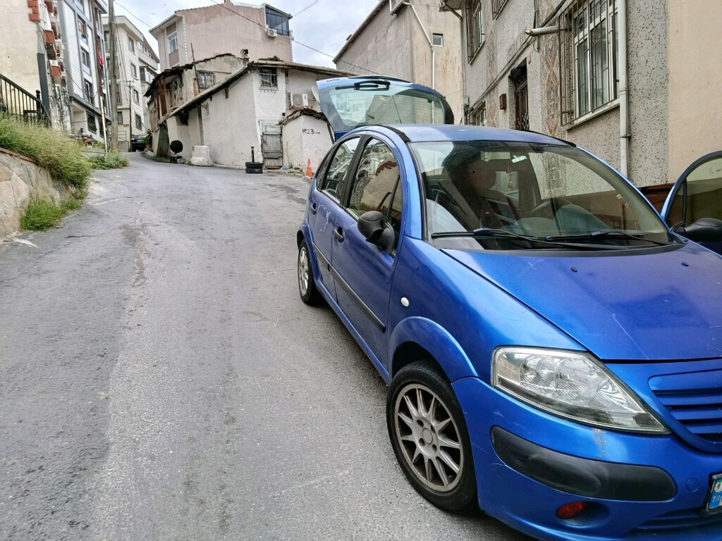 CiTROEN C3 2005 DiZEL - 10