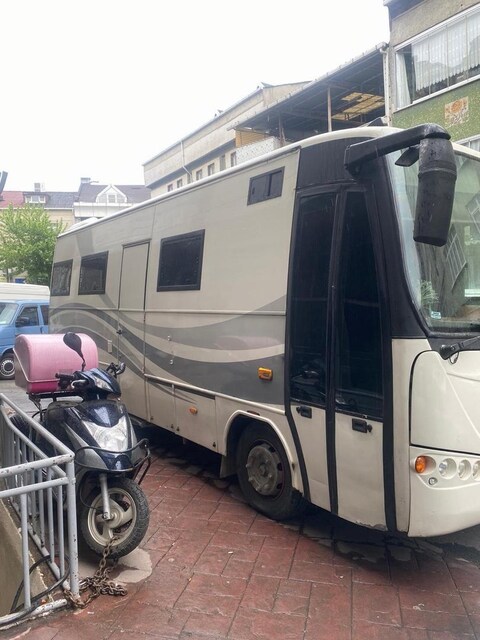 moto karavan iveco