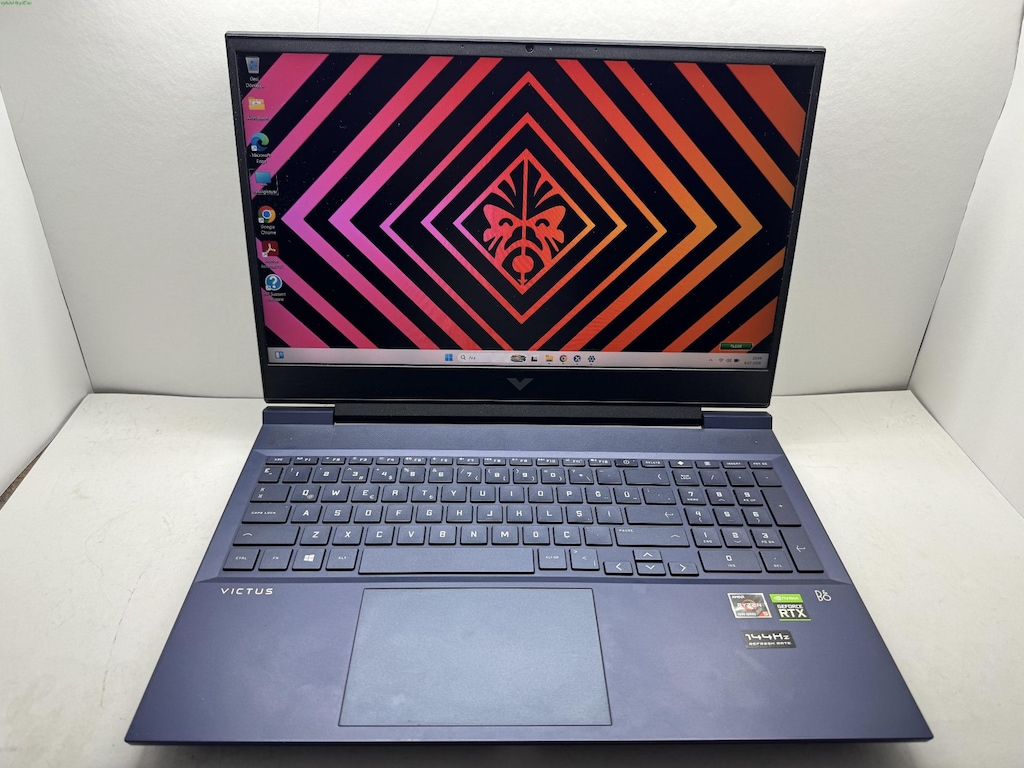 HP VİCTUS RYZEN 5 İŞLEMCİ 8 GB RAM 512 M2SSD RTX 3050 Tİ - 2