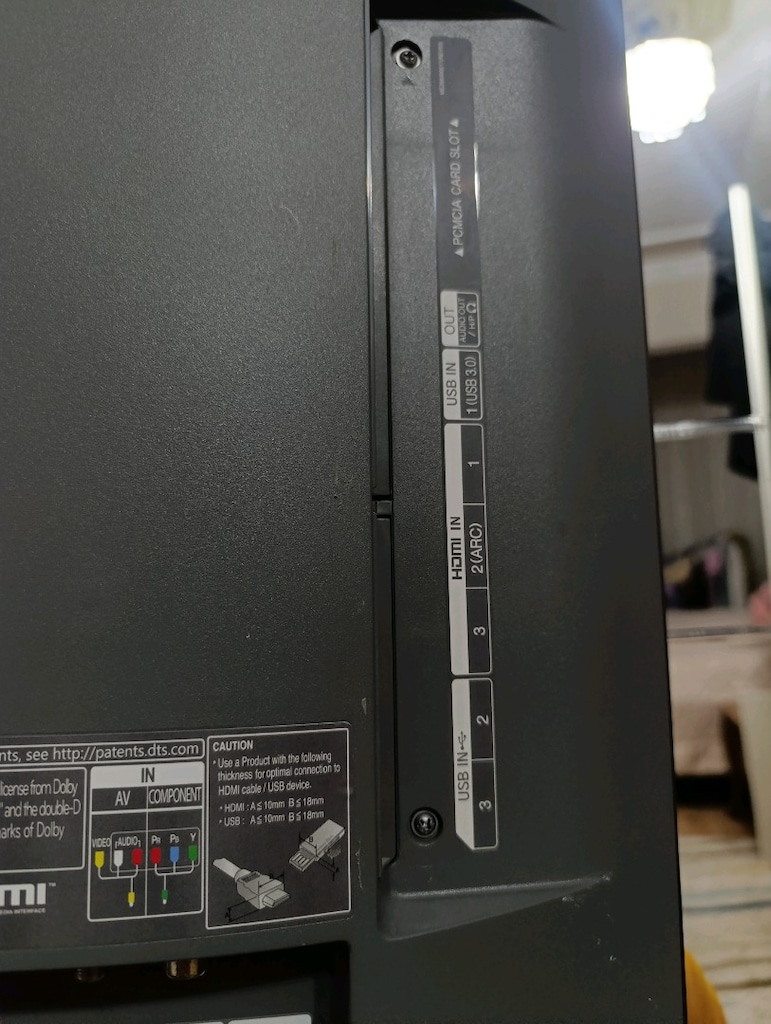 LG 140 ekran oval oled TV ekran kırık - 5