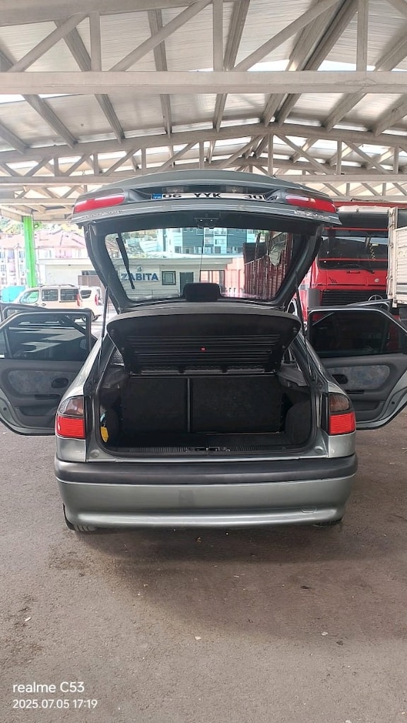 97 model laguna1 - 3