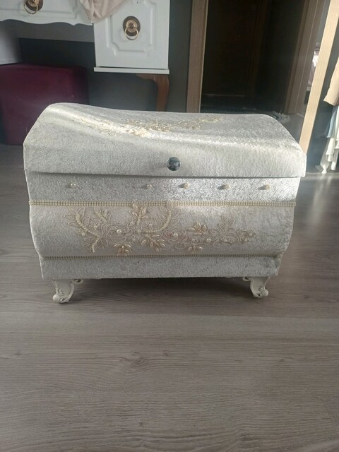 çeyiz sandığı beyaz 35 cm x 45 cm x 30 cm