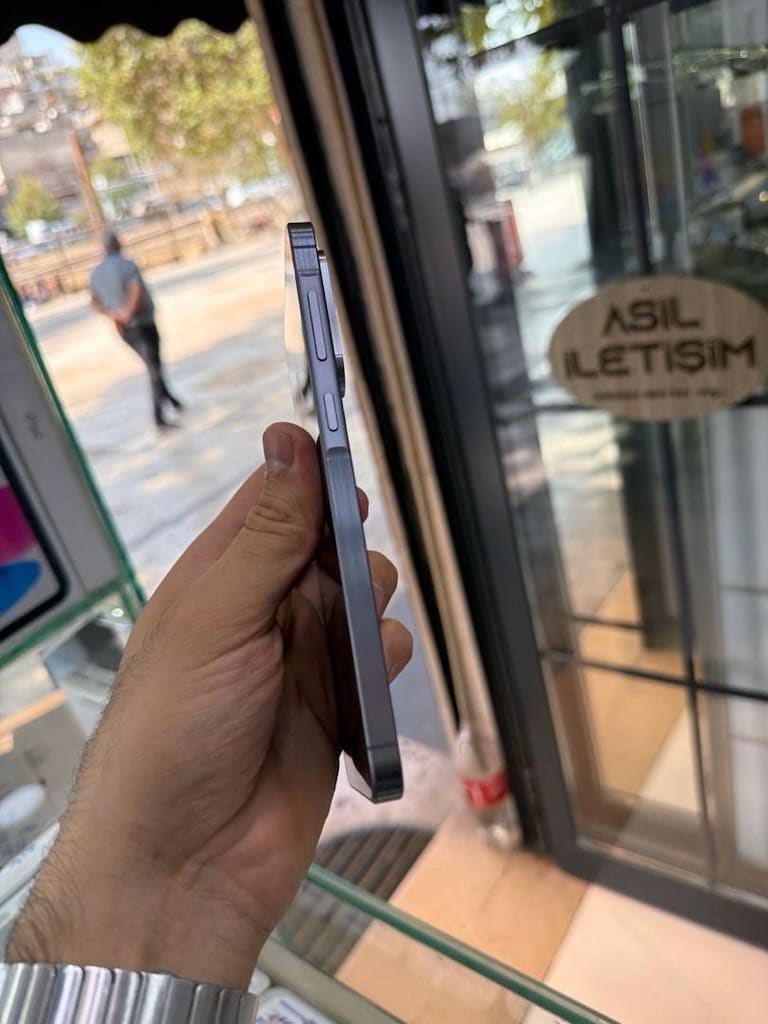 Samsung A56 - 2