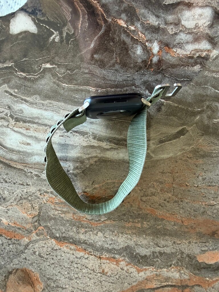 Apple Watch SE 44 mm(Siyah Renk) - 2