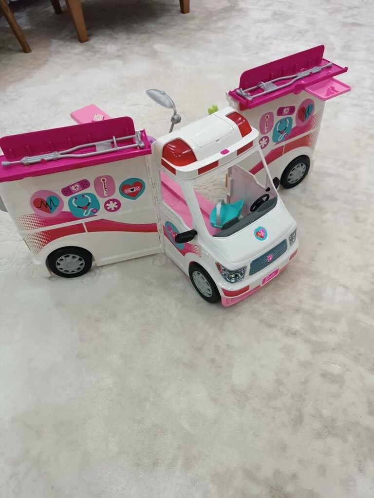 orjinal barbie ambulans - 10