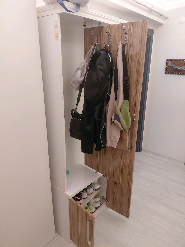 Ayakabılık - 3