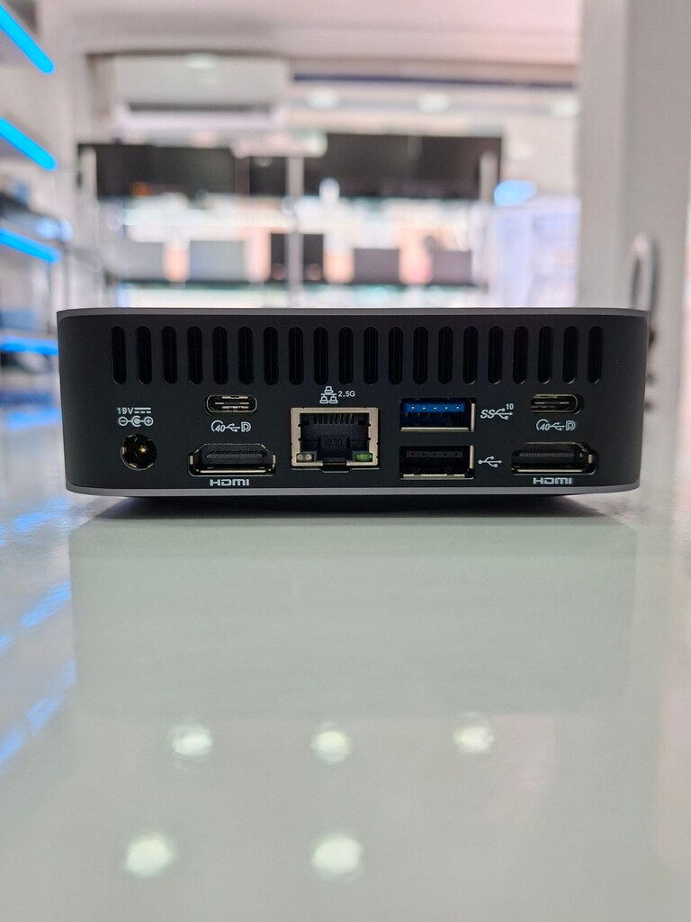 GEEKOM GT12 PRO INTEL I7 12650H 16GB DDR4 RAM 512GB NVME SSD MINI PC - 5