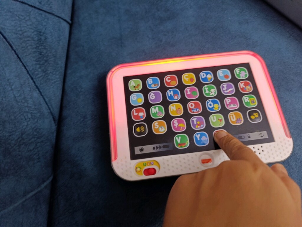 fisher price tablet - 2