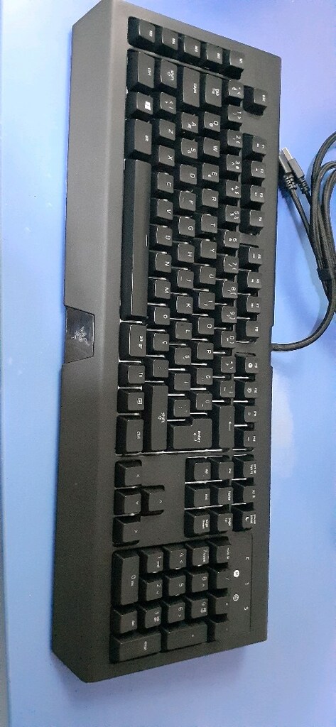 RAZER MEKANİK GAMİNG RGB KLAVYE - 3