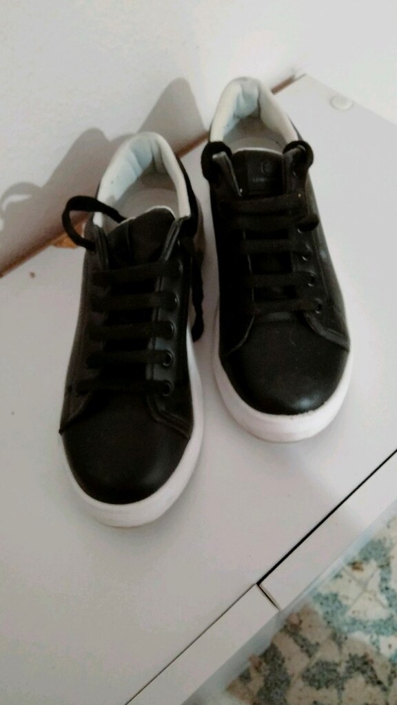 Bayan Sneakers