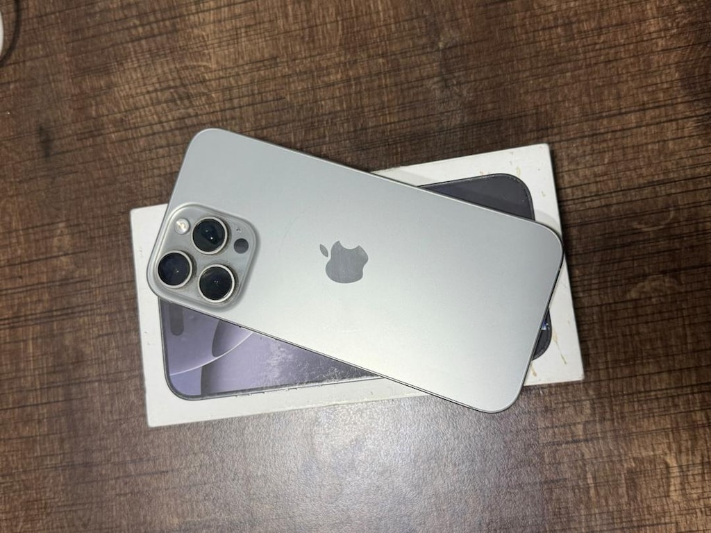 İPHONE 16 PRO MAX 256GB NATUREL TİTANYUM PİL SAĞLIĞI 92 YD - 2