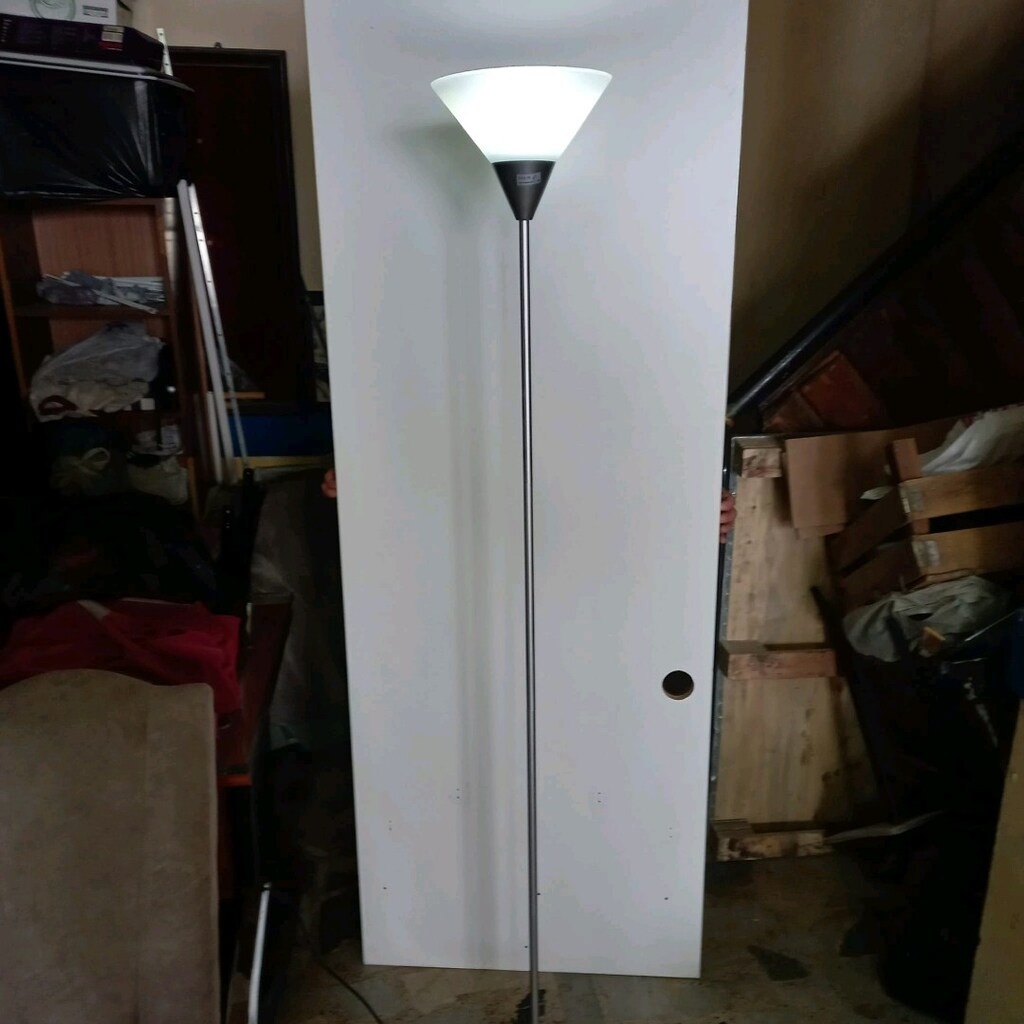 AYAKLI APLİK LAMBA - 2