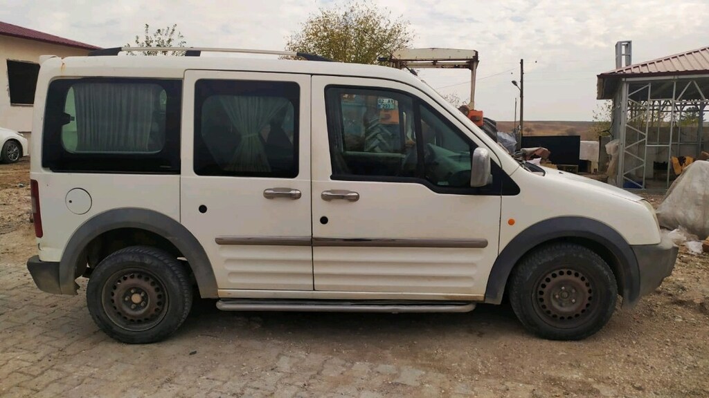 2004 Connect 90’lık Masrafsız Aile Aracı - 3
