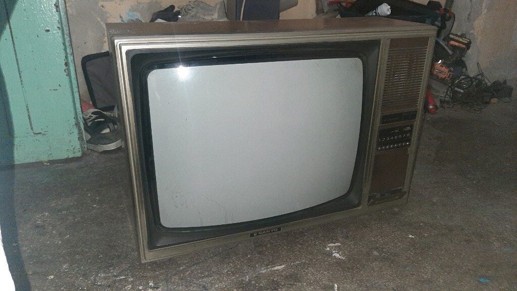 SANYO ANTİKA TÜPLÜ TV - 10