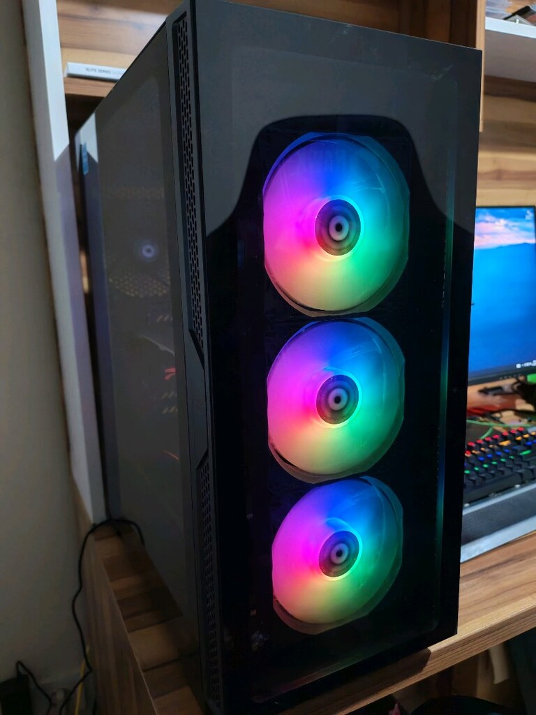 ADRESE TESLİM / 8GB EKRAN KARTLI EFSANE OYUNCU BİLGİSAYAR KASASI - 8