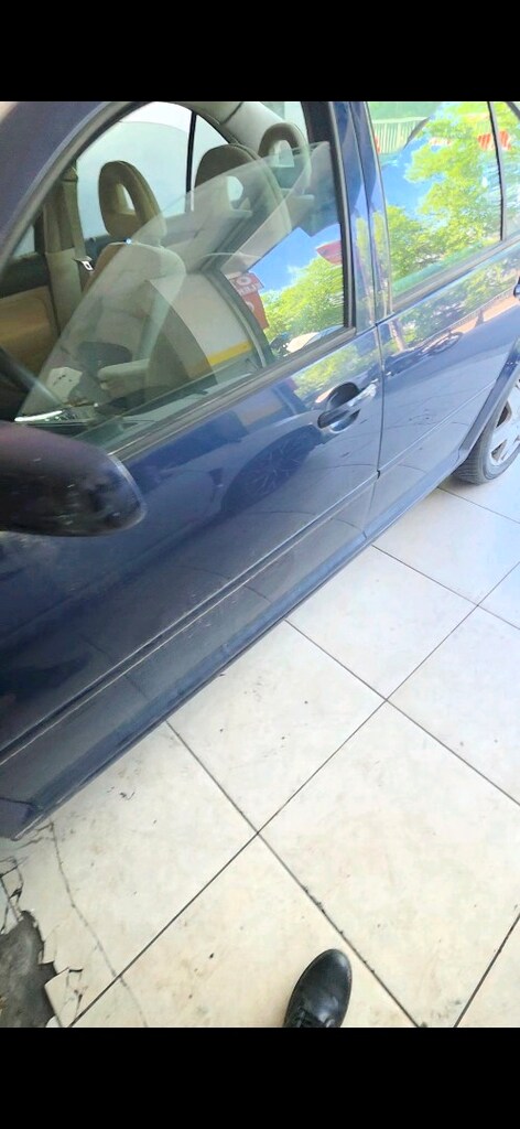197.000 KM DE TERTEMİZ 2000 MODEL BORA - 7